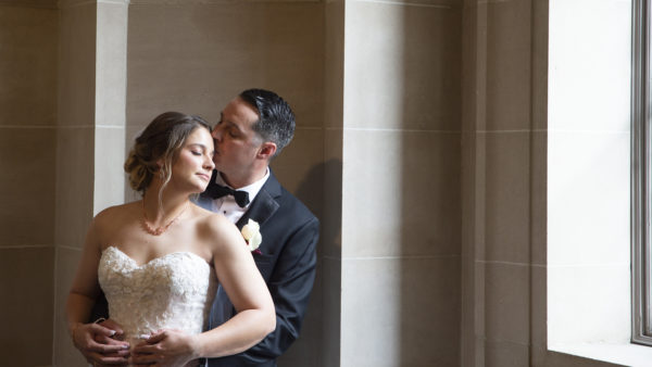 Romantic Photojournalism at San Francisco city hall