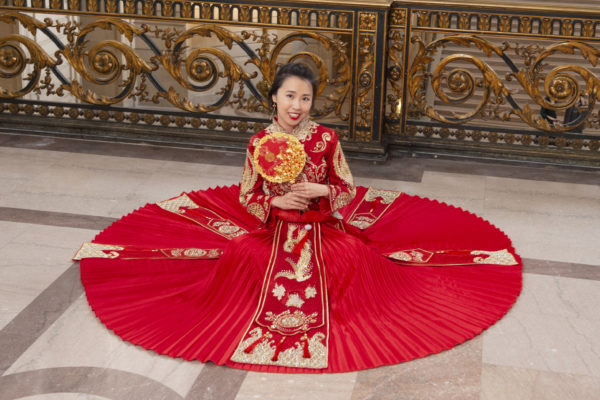Chinese traditional wedding clothes in red