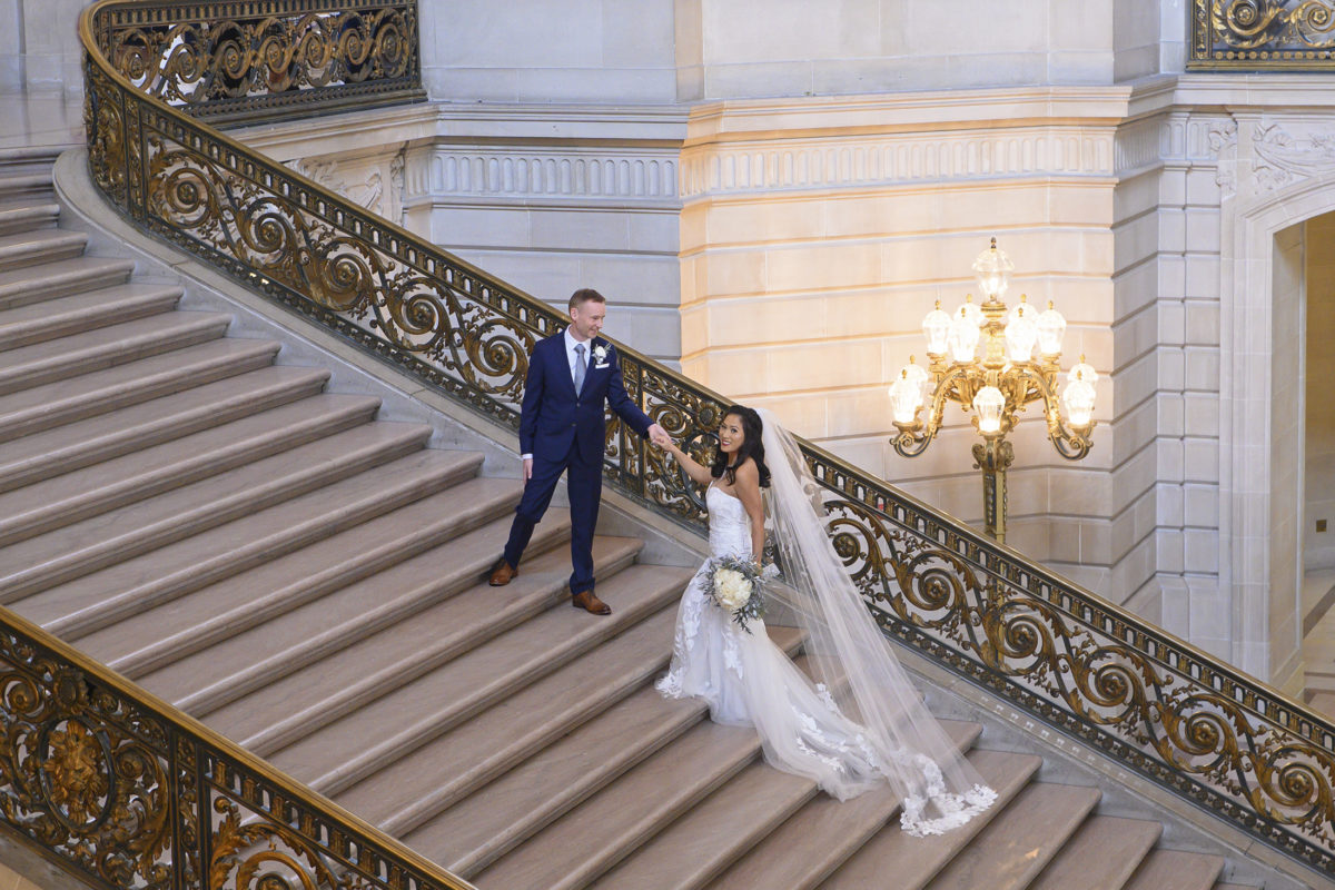 Wedding Pictures at San Francisco city hall