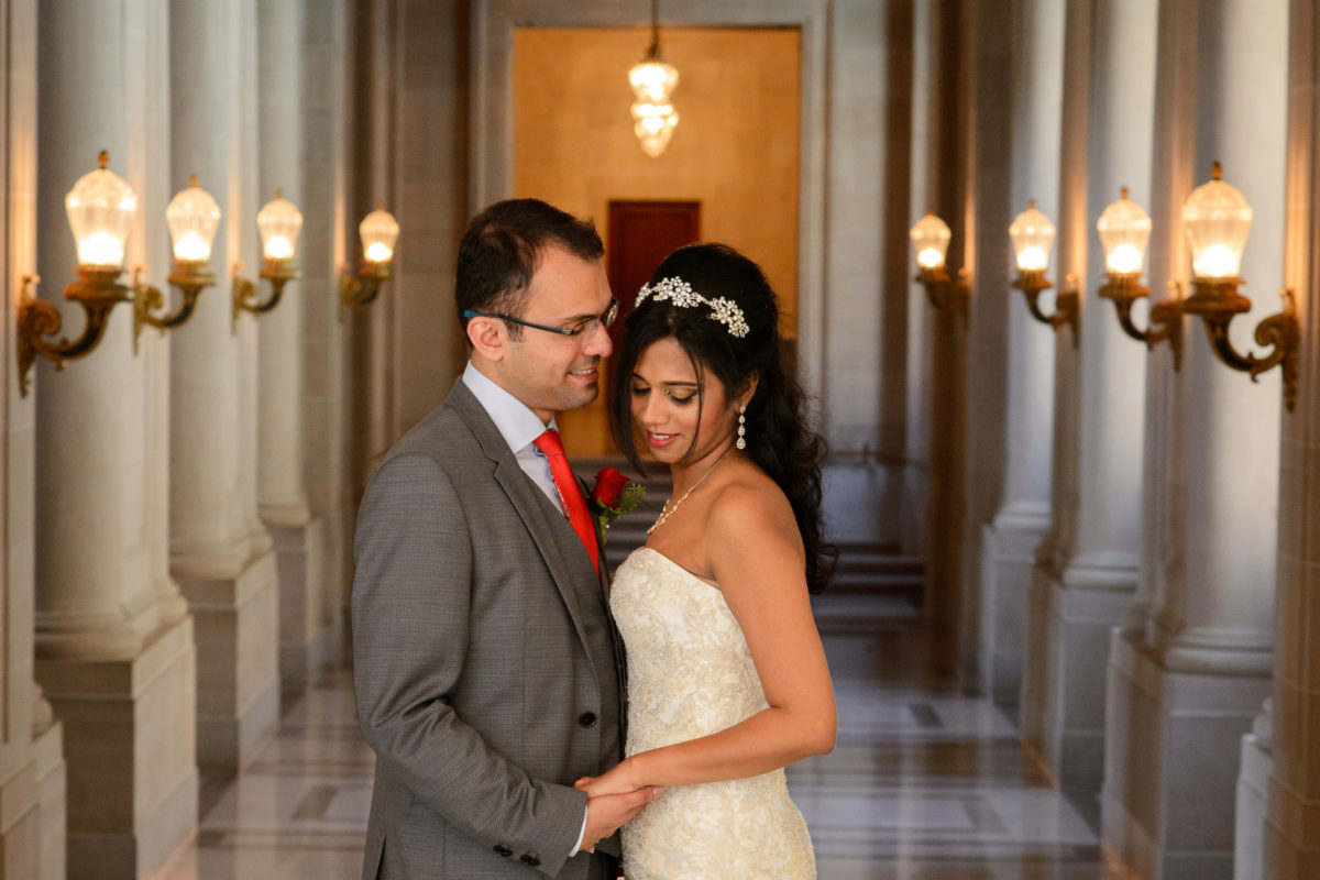 Beautiful lighting at San Francisco city hall wedding